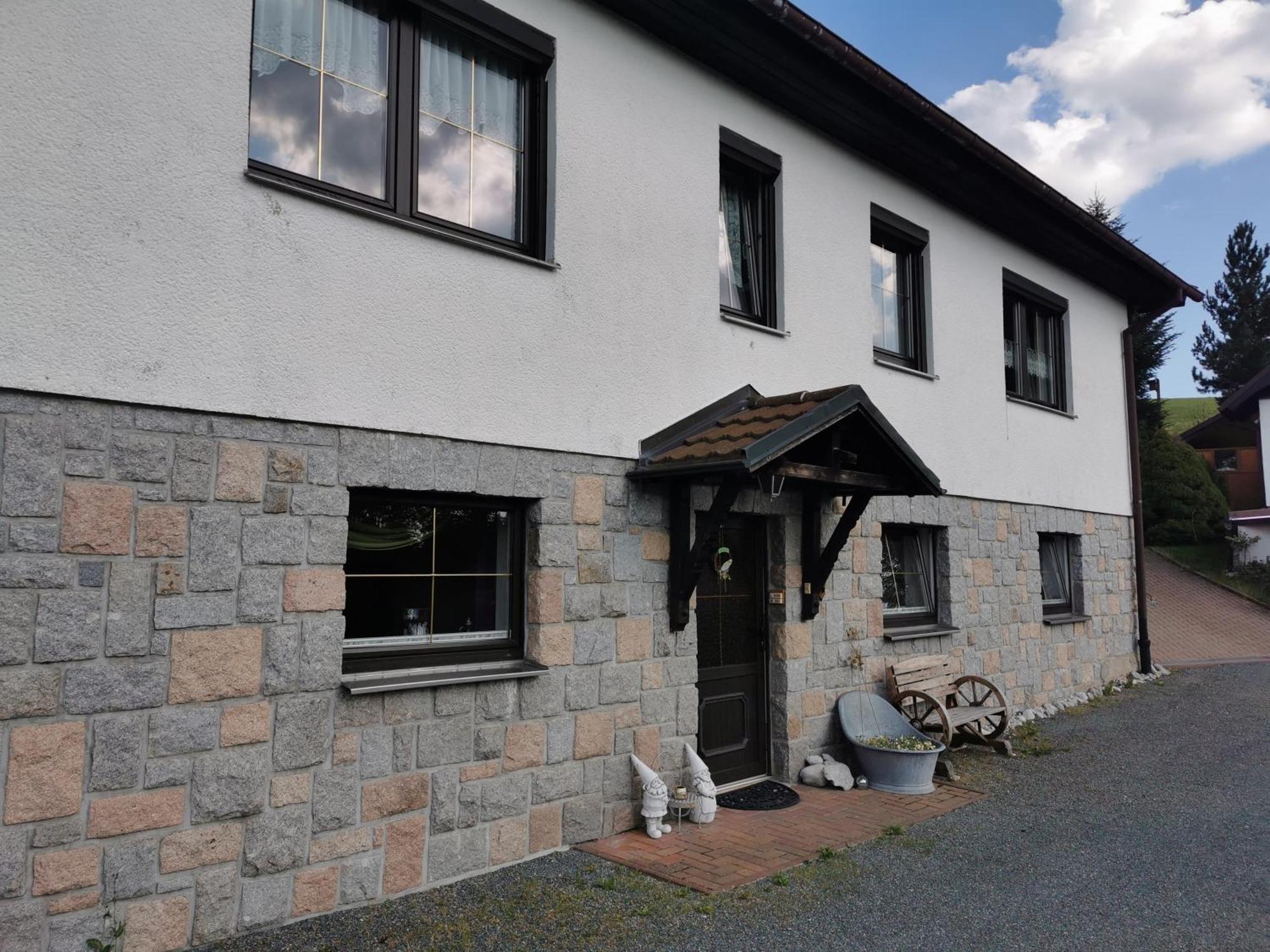 Ferienwohnung Am Bergmannsbrunnen Schoenheide Luaran gambar